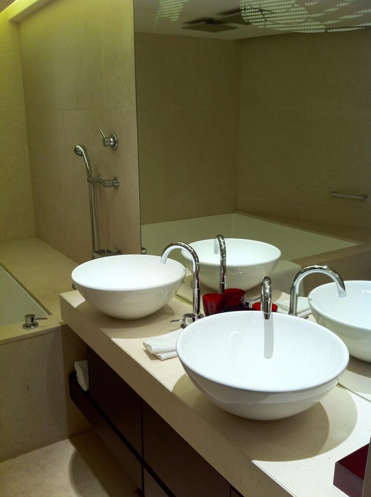 Reformas baños Pina de Ebro