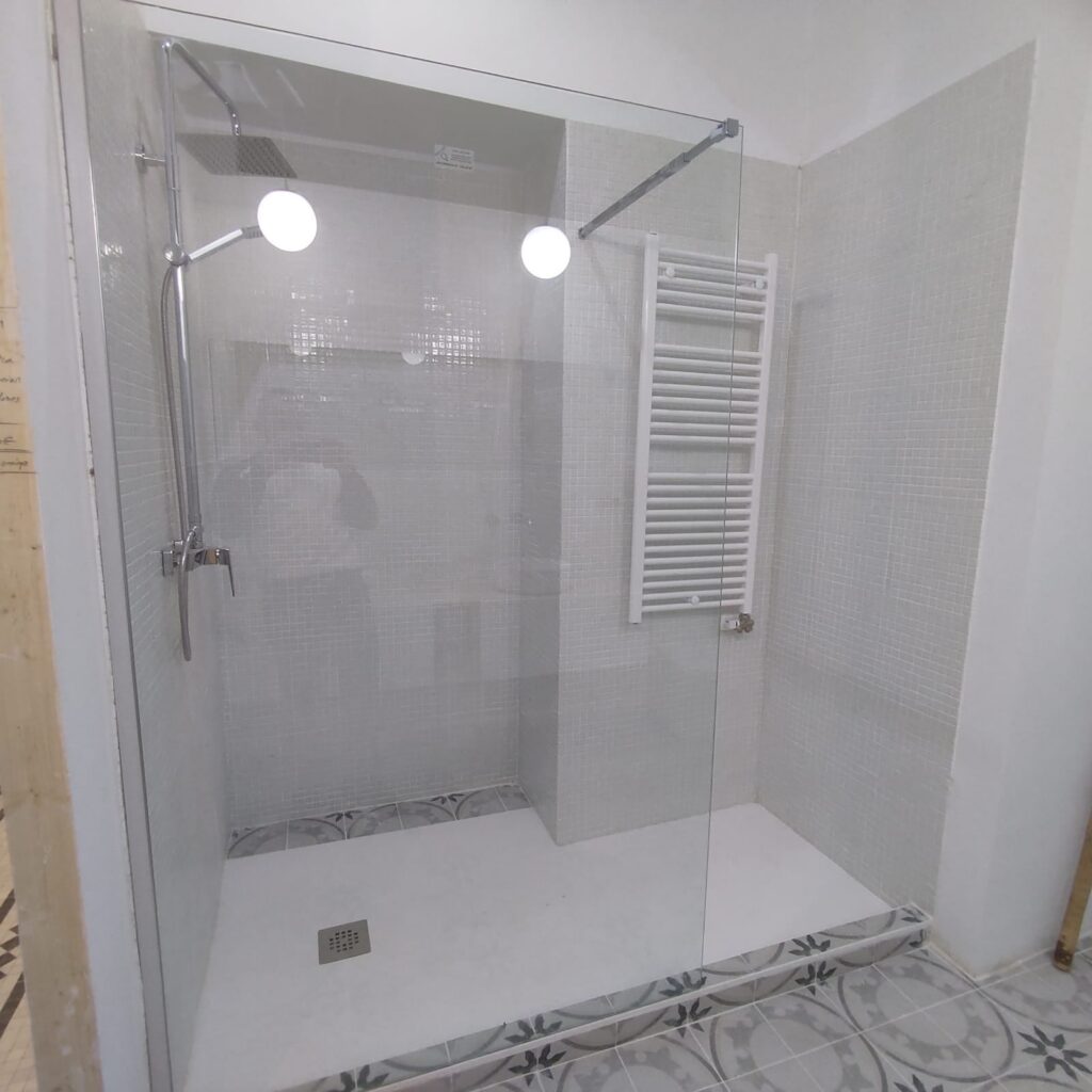 Reformas baños Santa Isabel
